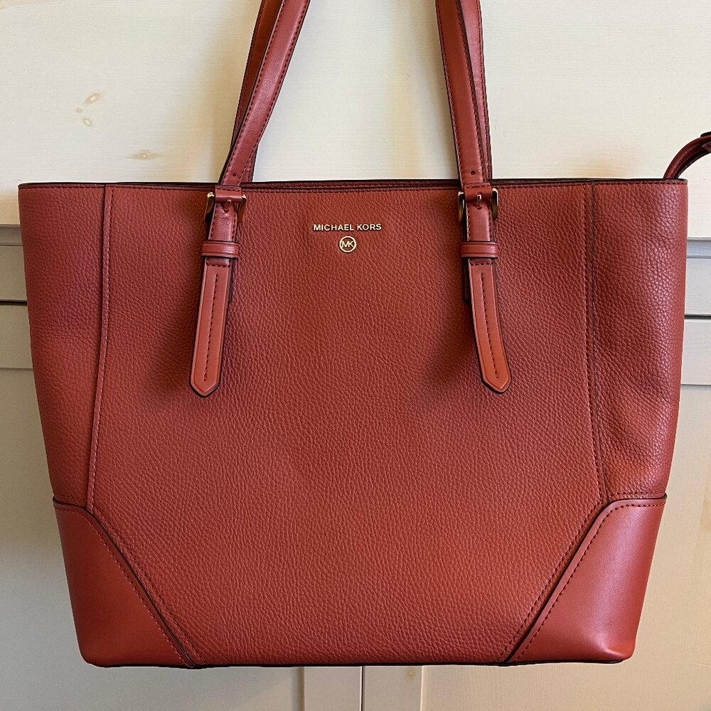 Michael Kors Aria Large Tote in Cinnamon/Terracotta Color
